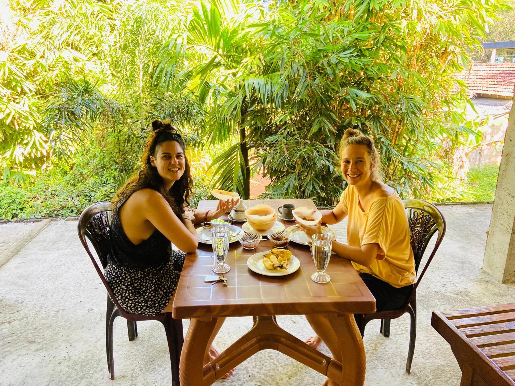 Leo Homestay Диквелла Экстерьер фото