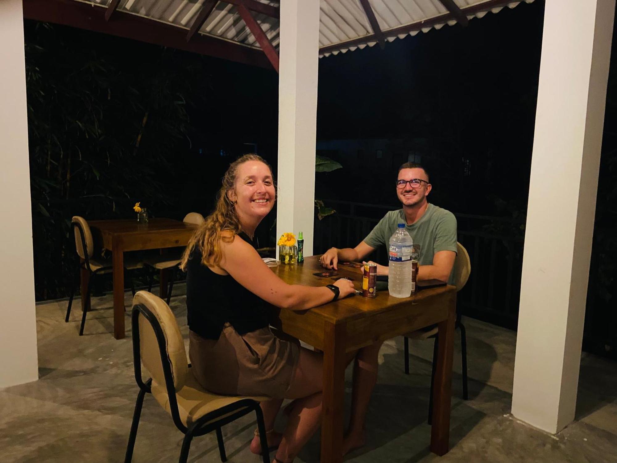Leo Homestay Диквелла Экстерьер фото