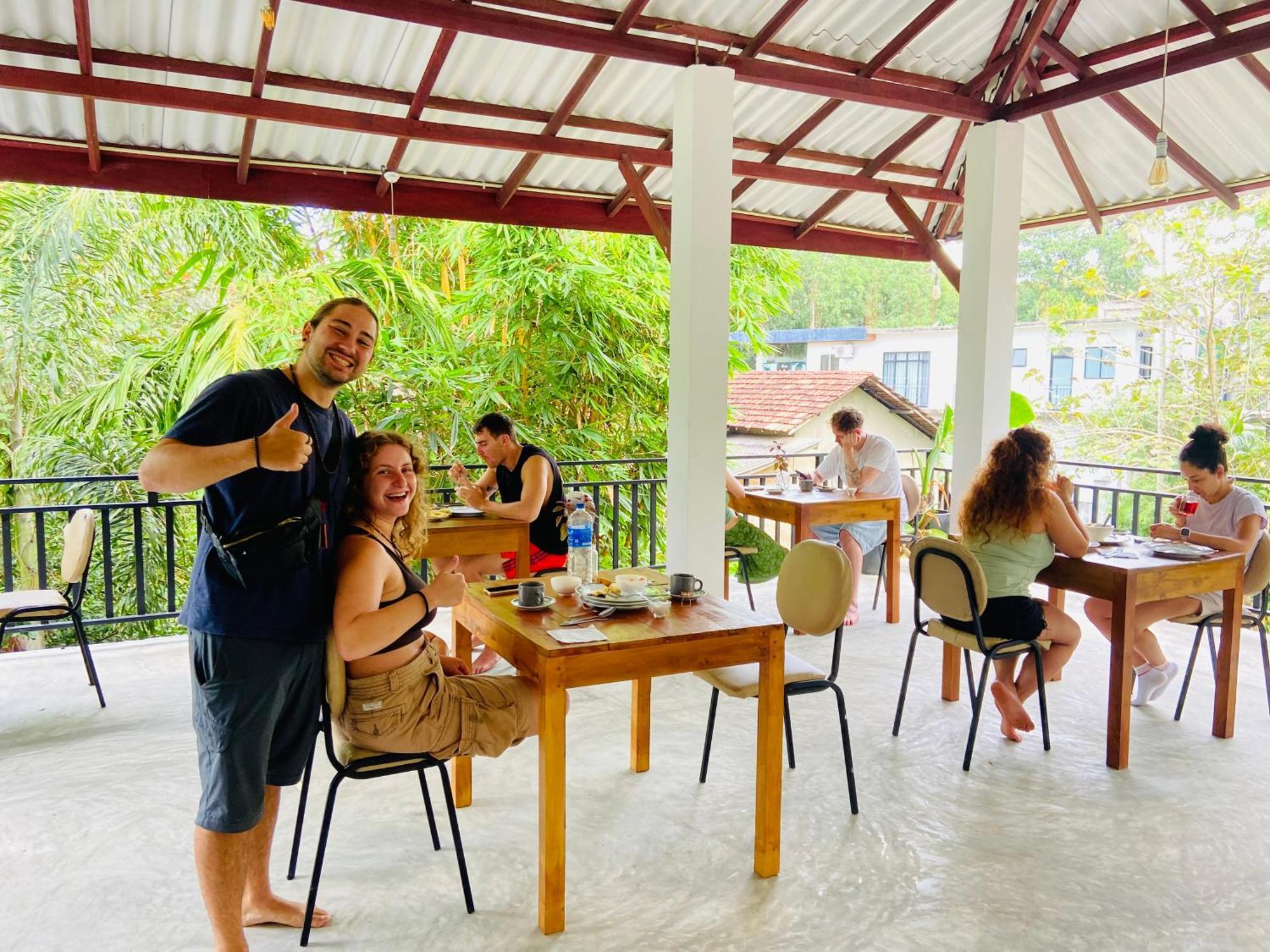 Leo Homestay Диквелла Экстерьер фото