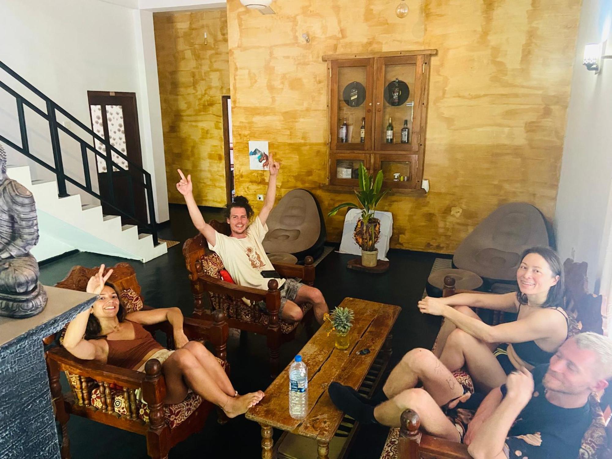 Leo Homestay Диквелла Экстерьер фото